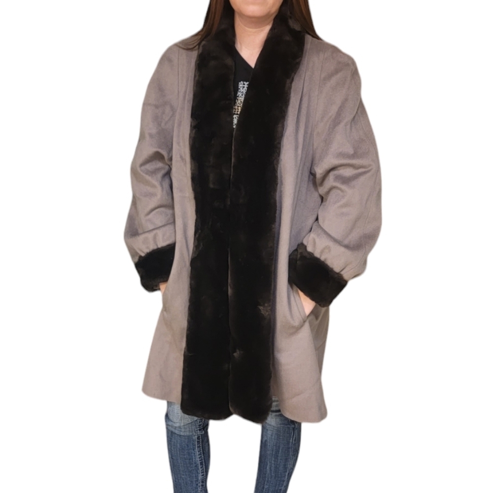 Alorna Vintage Eggplant Wool Blend Super Fine‎ Woman's Coat Size Large